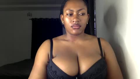 Snapshot of lick_my_pussyyy226651 chatting on June 25, 7:24 am caira online show from June 25, 7:24 am