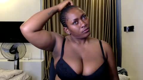 Snapshot of lick_my_pussyyy226651 chatting on July 4, 9:48 am caira online show from July 4, 9:48 am