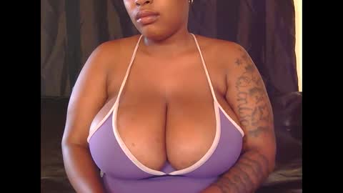Snapshot of lickabletash98 chatting on December 18, 6:21 am lickabletash98 online show from December 18, 6:21 am