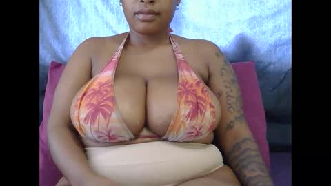 Snapshot of lickabletash98 chatting on January 23, 12:09 pm lickabletash98 online show from January 23, 12:09 pm