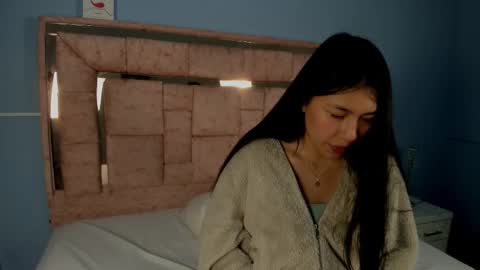 licky_lov online show from October 9, 3:37 am