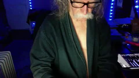 LickYourYoni online show from November 17, 3:18 pm