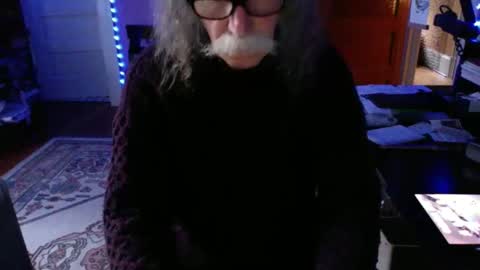 LickYourYoni online show from May 26, 3:35 am