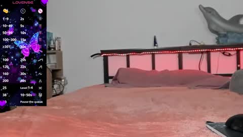 Sophie online show from February 17, 8:04 pm