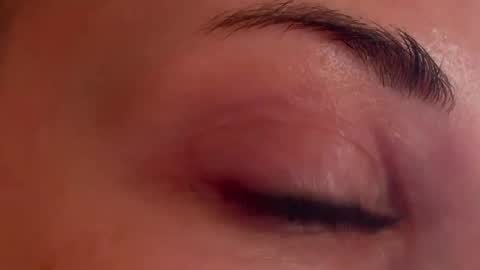 its my birthday today so im offline  but id be so happy if you felt like sending me a birthday love while im away  online show from February 10, 12:53 pm