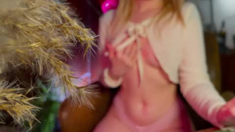 its my birthday today so im offline  but id be so happy if you felt like sending me a birthday love while im away  online show from February 13, 9:55 pm