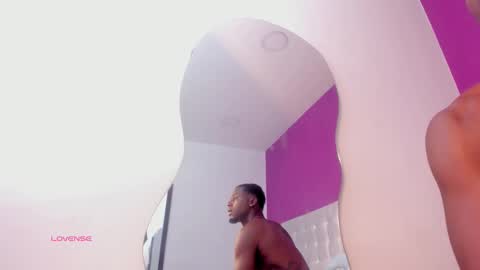 Snapshot of lievelinng chatting on September 17, 12:40 pm lievelinng online show from September 17, 12:40 pm