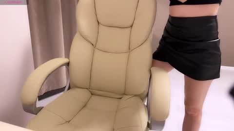 Snapshot of life_is_one chatting on January 2, 7:40 pm FIND ME HERE MY NICKNAME hustleeerr online show from January 2, 7:40 pm