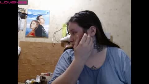Snapshot of light_lunaa chatting on December 5, 11:38 am light_lunaa online show from December 5, 11:38 am