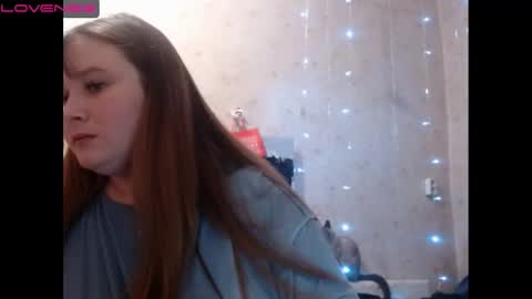 Snapshot of light_lunaa chatting on December 21, 11:11 am light_lunaa online show from December 21, 11:11 am