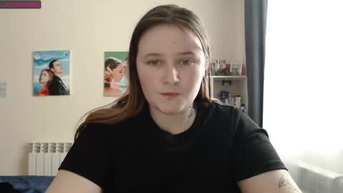 Snapshot of light_lunaa chatting on March 2, 10:56 am light_lunaa online show from March 2, 10:56 am