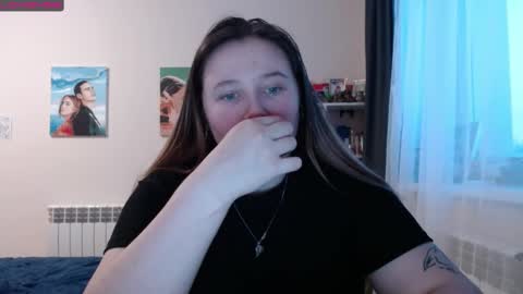 Snapshot of light_lunaa chatting on March 3, 12:16 pm light_lunaa online show from March 3, 12:16 pm