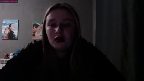 Snapshot of light_lunaa chatting on September 13, 2:17 pm light_lunaa online show from September 13, 2:17 pm