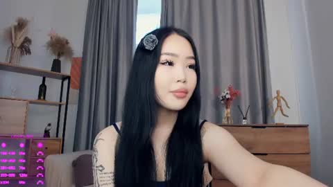 Melissa online show from June 21, 7:11 am