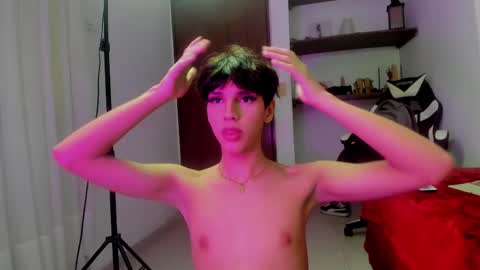 lightboy0 online show from September 25, 4:54 pm