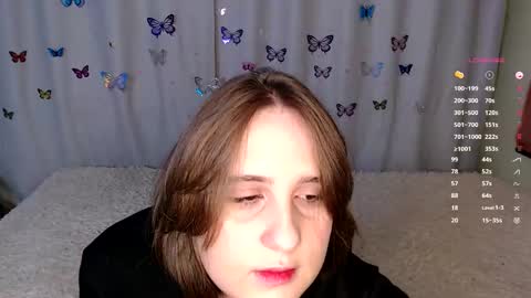 Snapshot of lightnea chatting on November 17, 1:06 pm Nea online show from November 17, 1:06 pm