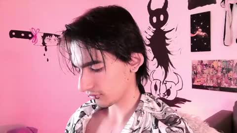 Snapshot of lightning_ezio chatting on March 9, 2:39 am Ezio online show from March 9, 2:39 am