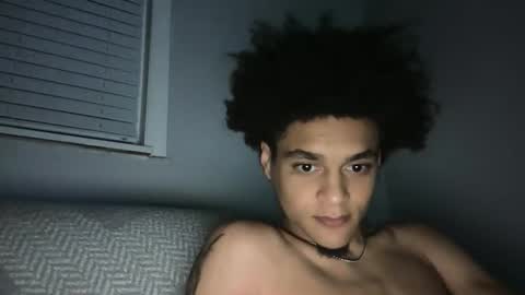 lightskinwithgirth online show from April 2, 6:00 am