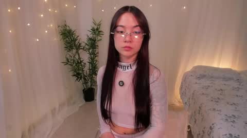 Snapshot of liia_sweett chatting on May 13, 4:15 pm Lia Sweet online show from May 13, 4:15 pm