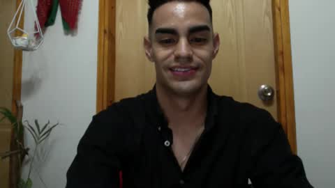 Snapshot of liiam_collins chatting on January 5, 9:37 am liiam online show from January 5, 9:37 am