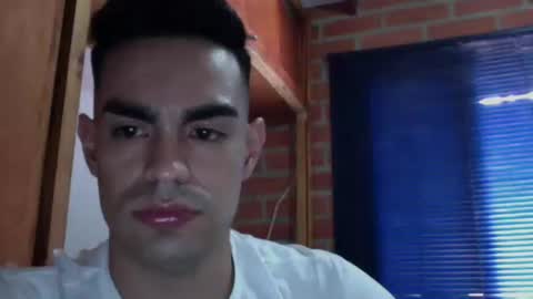 Snapshot of liiam_collins chatting on November 23, 7:02 pm liiam online show from November 23, 7:02 pm