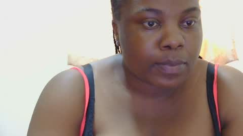 Lily online show from June 18, 9:47 am