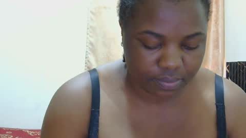 Lily online show from July 13, 9:45 am