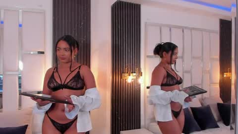 Liily Evans online show from June 4, 4:18 am