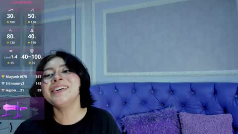 Snapshot of liily_hot chatting on November 23, 7:57 pm LIILY online show from November 23, 7:57 pm