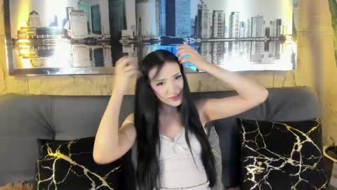 Snapshot of liilyrose chatting on May 30, 4:04 pm Liilyrose online show from May 30, 4:04 pm