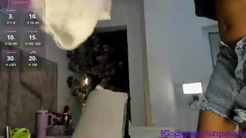 liincostelloo online show from July 28, 3:57 am