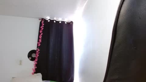 lisa online show from November 22, 4:39 pm