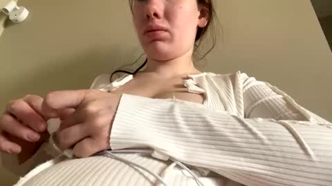 liissa207673 online show from June 8, 3:07 am