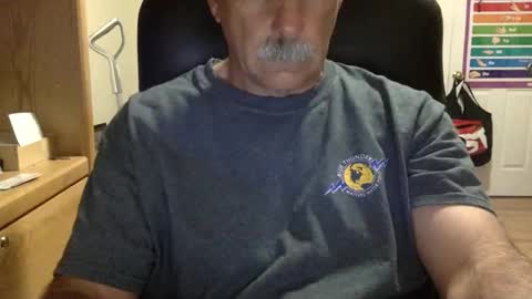 likefhot online show from April 30, 1:39 pm