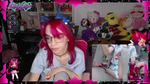 Snapshot of likemyashe chatting on November 30, 5:44 am LikeMyAshe online show from November 30, 5:44 am