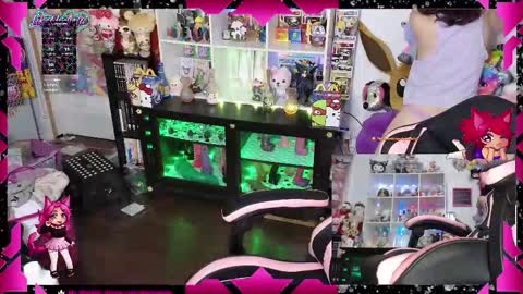 LikeMyAshe online show from February 24, 7:28 am