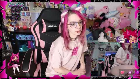 LikeMyAshe online show from February 27, 5:40 am