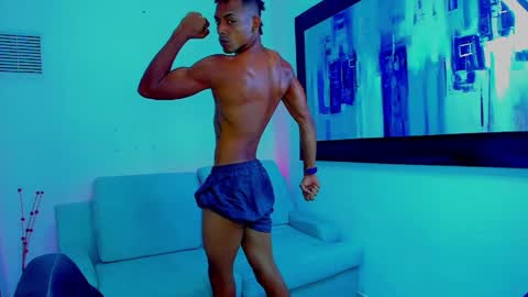 Lil KIng online show from April 10, 5:50 pm