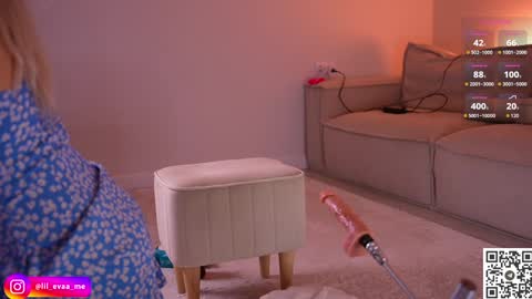 Snapshot of lil_eva chatting on February 21, 2:51 pm All my link in bio sign up to support me online show from February 21, 2:51 pm