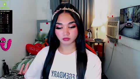 LILY online show from March 1, 2:44 pm
