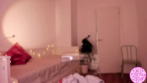 Snapshot of lil_gabbyg chatting on February 28, 8:09 am Gabriela online show from February 28, 8:09 am