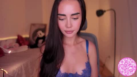 Snapshot of lil_gabbyg chatting on October 1, 6:58 pm Gabriela online show from October 1, 6:58 pm