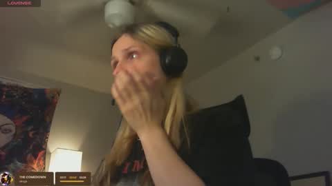 lil gemmie online show from November 25, 7:25 pm