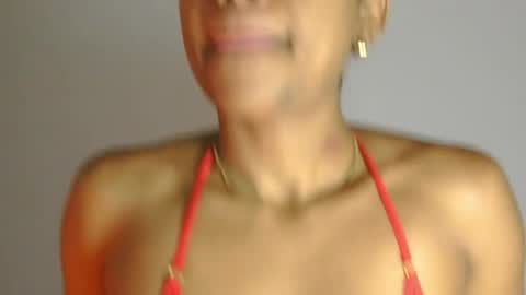 Snapshot of lil_ith chatting on May 3, 8:20 am Lilith online show from May 3, 8:20 am
