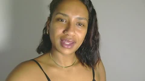 Snapshot of lil_ith chatting on May 14, 5:36 am Lilith online show from May 14, 5:36 am