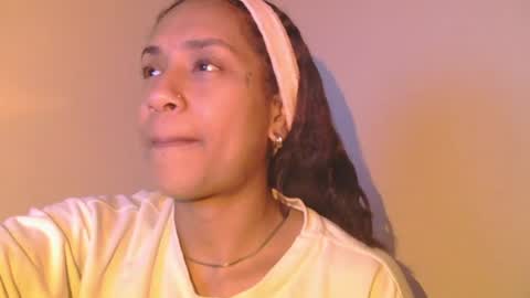 Snapshot of lil_ith chatting on May 18, 1:45 am Lilith online show from May 18, 1:45 am