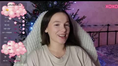 little moon online show from December 31, 4:04 pm