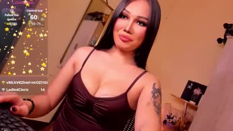 Snapshot of lil_m1ss_silly chatting on January 9, 9:05 pm Miss Lily online show from January 9, 9:05 pm