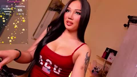 Snapshot of lil_m1ss_silly chatting on January 12, 8:03 pm Miss Lily online show from January 12, 8:03 pm