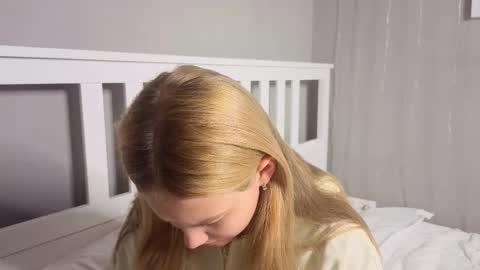 Emma online show from February 28, 12:11 am